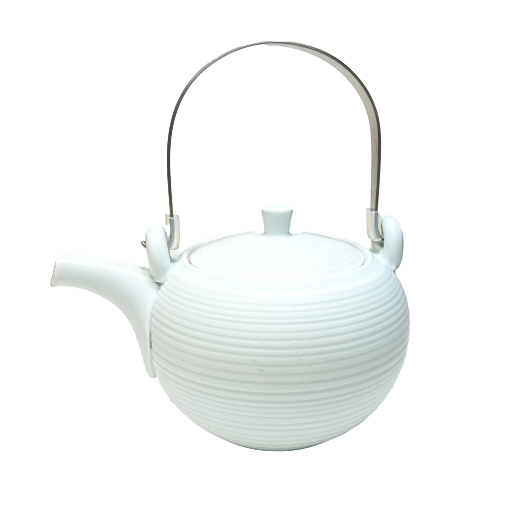 http://lilikutea.com/cdn/shop/products/kiwami_white_kyusu_teapot_by_takeo_hasegawa1_1024x.png?v=1627881873