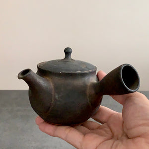 Junzo Maekawa - Kurokinsai Tokoname-yaki small kyusu tea pot - 180ml